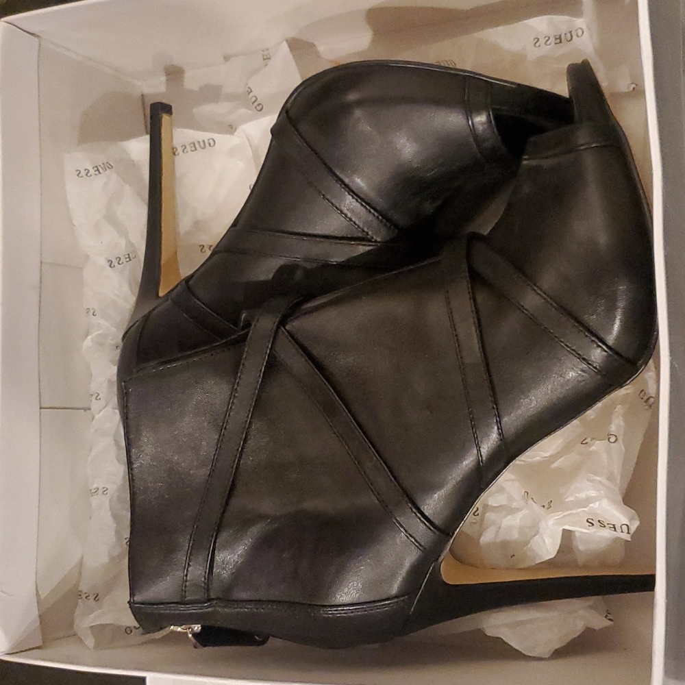 Guess Adalind Leather Booties